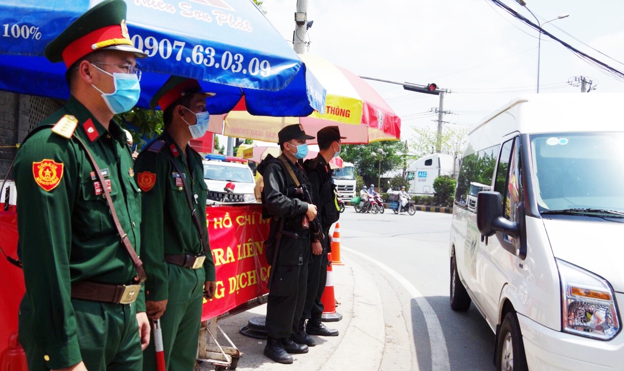 TP Hồ Chí Minh tăng cường hoạt động chốt, trạm kiểm soát dịch bệnh

